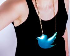 Victor Beckmann, "On Da Socials - Twitter Verified", 2020, copper, powder coat, found chains