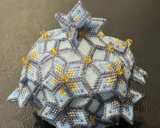 Heather Logan, "Starlit", beadwork, 3 1/4 x 3 1/4 x 3 1/4"