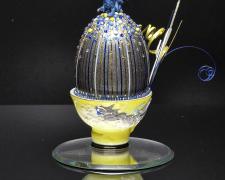 Basia Hawicz, "Reluctant Dragon", 2025, egg, mixed media, 4 x 3 x 3"