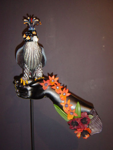 Red Orchid Falcon, 2005, blown and sculpted glass, 25 x 14 x 7"